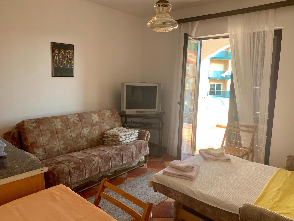 Apartments Mari Пржно Екстер'єр фото