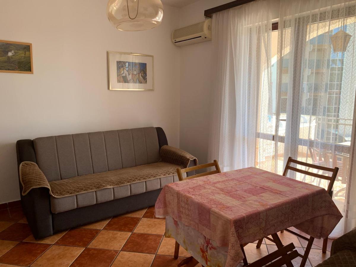 Apartments Mari Пржно Екстер'єр фото